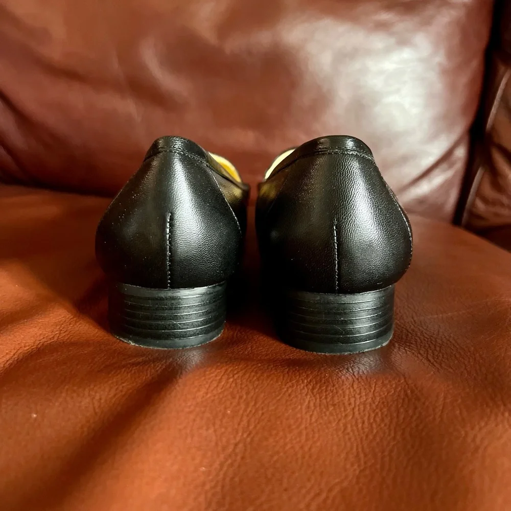 New in Box Vintage Women's Size 7 Bellini Black Leather Flats Loafers